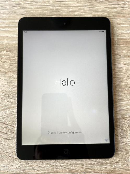 Apple iPad mini 64GB (A1432)