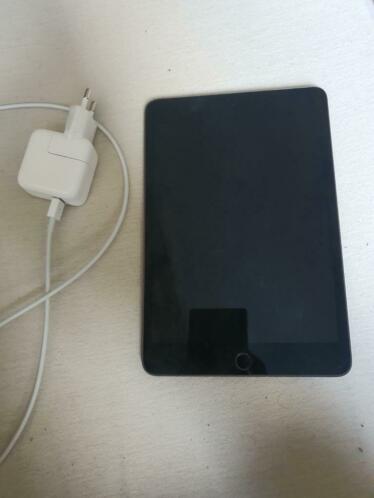 Apple iPad mini Wi-Fi 256GB ( MUU32NFA) Space Grey