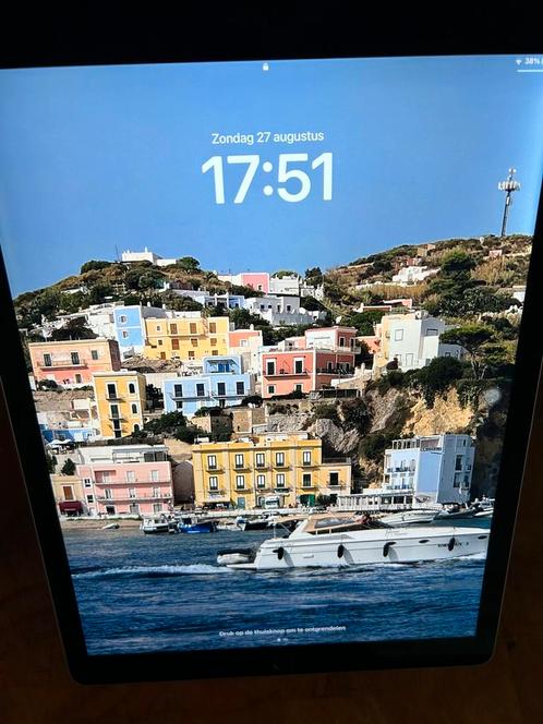 Apple iPad Pro 12.9 inch model 2017