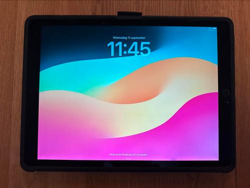 Apple iPad Pro,12,9 inch, 2e gen., 256 GB met Otterbox hoes