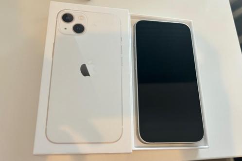Apple iPhone 13 128GB Wit ( nieuwe screenprotector en hoes)