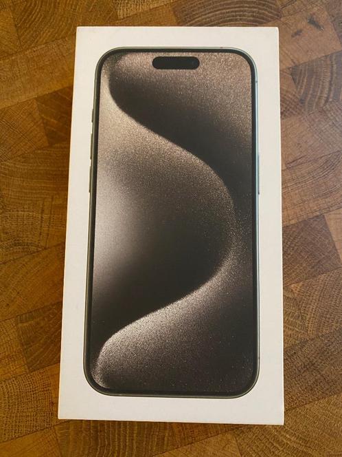 Apple iPhone 15 Pro 256GB Natural Titanium (NEW)