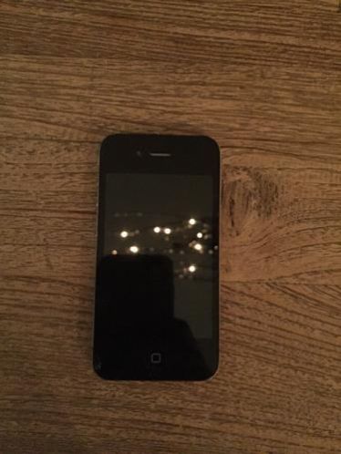 Apple iPhone 4