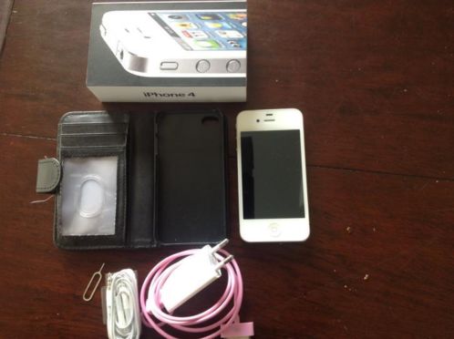 APPLE IPHONE 4 8GB wit, compleet incl Walletcase erg netjes