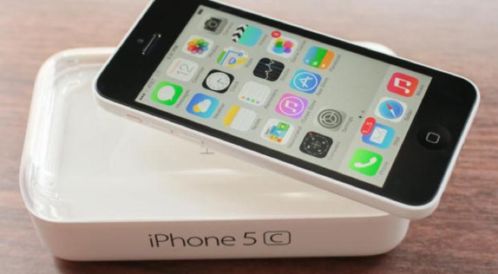 Apple iPhone 5c white 8GB (inruil mogelijk )