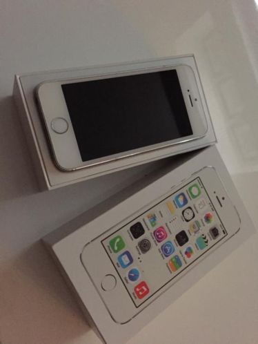 Apple iPhone 5S silver. 16gb met bon.