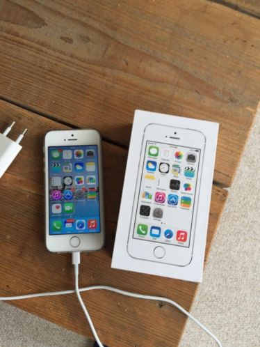 Apple Iphone 5s zilver 16 GB als nieuw