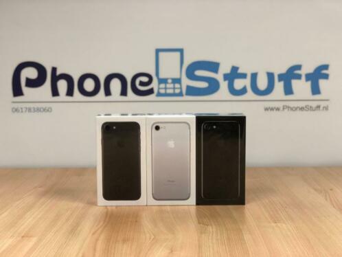 Apple iPhone 7 128GB Zilver en Zwart  Nieuw amp Geseald