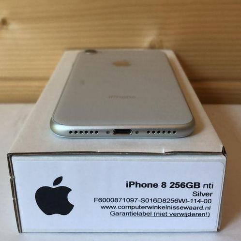 Apple iPhone 8 zilver 256GB simlockvrij  garantie