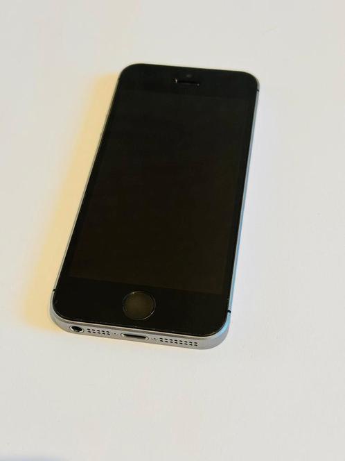 Apple iPhone SE (2016) 32GB