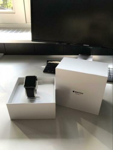 Apple iWatch series 3 42mm Space black stainless steel