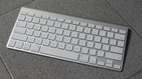 Apple keyboard