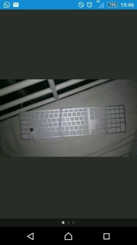Apple keyboard bijna nieuw 30e