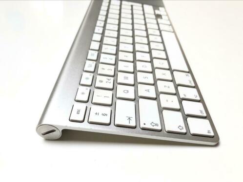 Apple keyboard en trackpad, nette staat