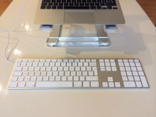 Apple keyboard met numeriek toetsenblok AZERTY