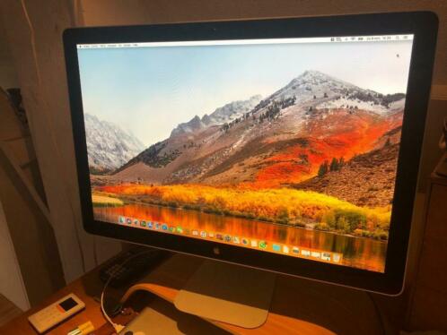 apple led cinema display 24 inch. Zeer goede staat