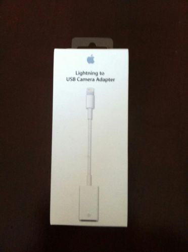 Apple Lightning adapter camera