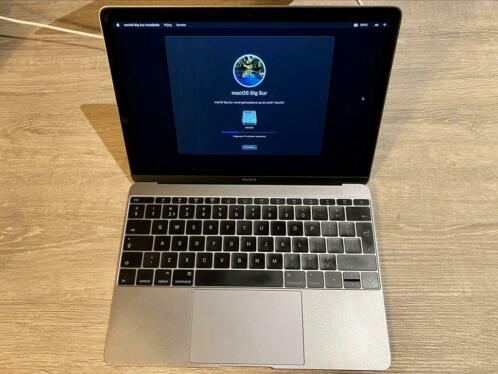 Apple MacBook 12 inch Retina Early 2016