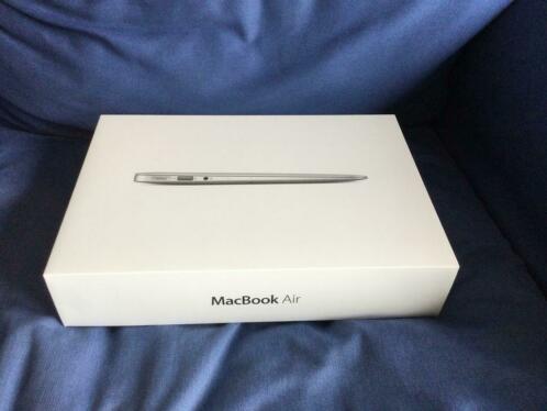 Apple Macbook Air - 11 inch - zilver