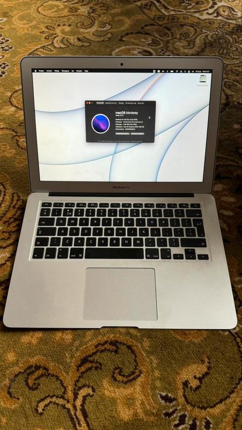Apple MacBook Air 13, 128Gb SSD, 4Gb ram, dual core Intel
