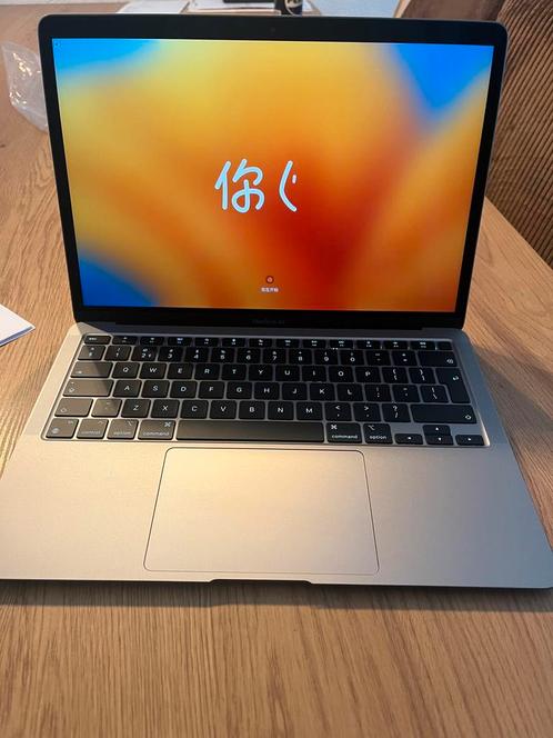 Apple MacBook Air 13 (2020) spacegray