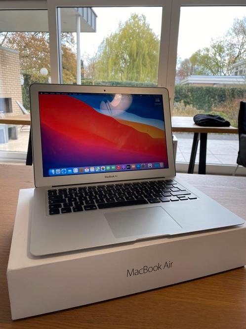 Apple Macbook Air 13 inch  128GB SSD  In doos  Laptop