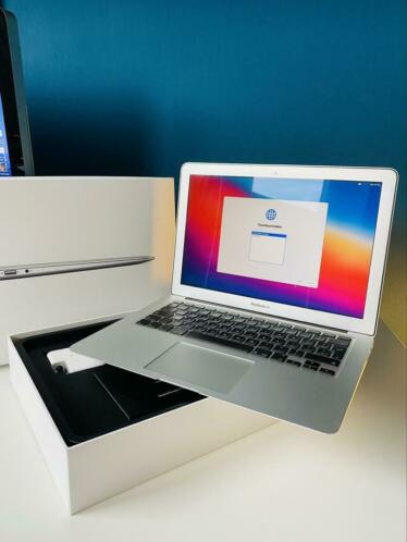 Apple Macbook Air 13 inch  128GB SSD  Zgan  Laptop