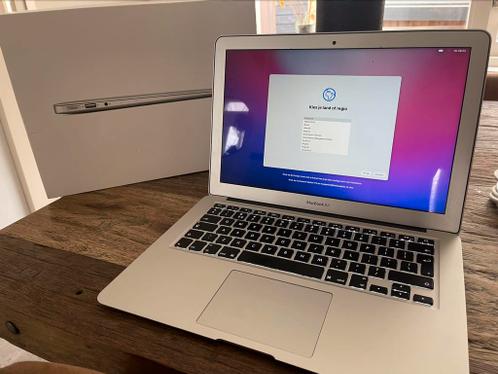 Apple Macbook Air 13 inch 1.8GHZ ICI5 128 (2018)