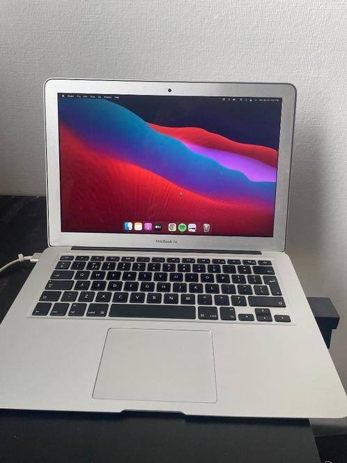 Apple Macbook Air (13 inch, 2014)