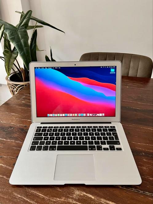 Apple Macbook Air 13 inch 2014