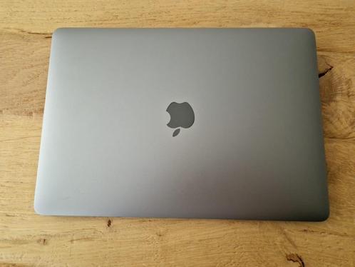 Apple MacBook Air 13-inch 2020M1-chip8gb256gbDocking