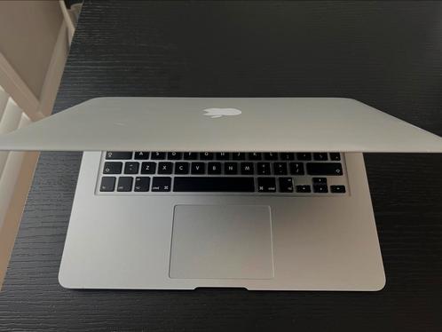 Apple macbook air 13 inch 250gb (2017)