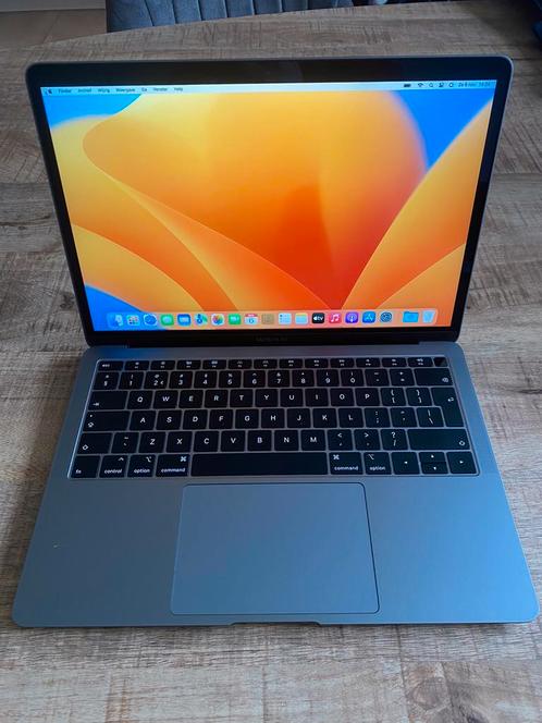 Apple MacBook Air 13-inch A1932 Gekocht 05.2019