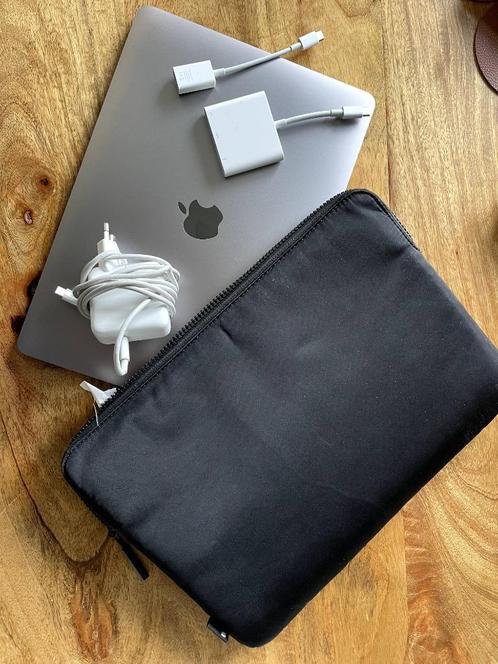 Apple MacBook Air 13 Retina (2019)