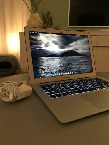 Apple MacBook Air 13039 inch (224 cycli)  128GB SSD Laptop