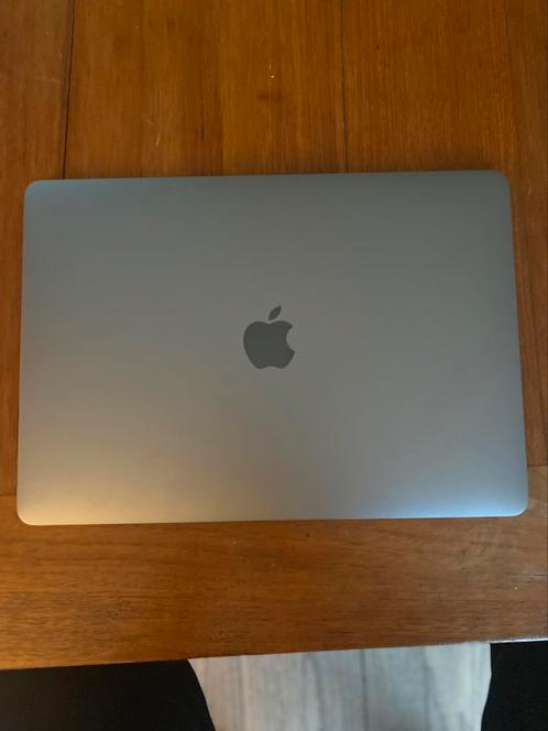 APPLE MacBook Air 13.3 (2020) LEES BESCHRIJVING