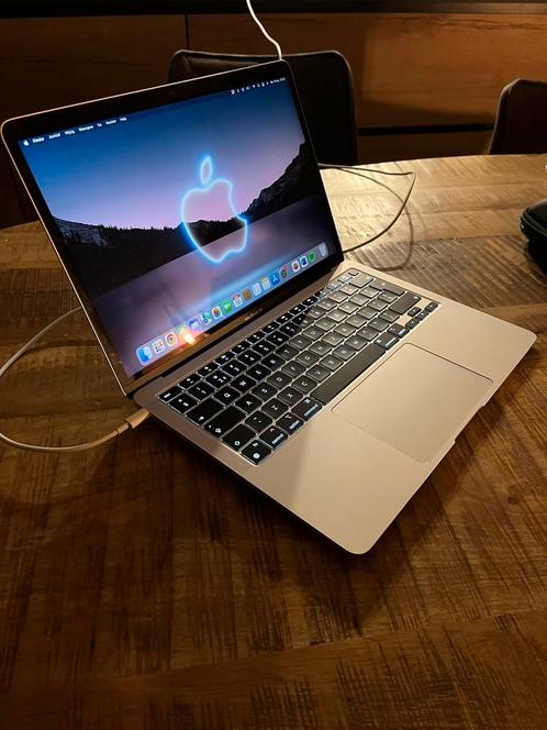 Apple Macbook Air 13.3 (2020) - Zilver M1 256 GB