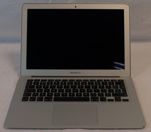 Apple MacBook Air 13,3 inch met garantie bij iUsed