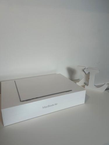 Apple Macbook Air 13.6 inch 2022 8 GB 512 GB ongeopend nieuw