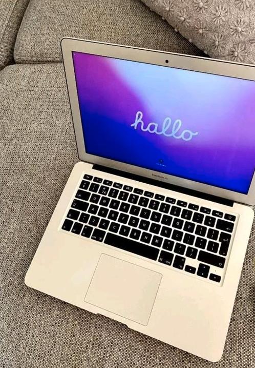 Apple MacBook Air (13inch, 8gb ssd 128gb i5) Monterey