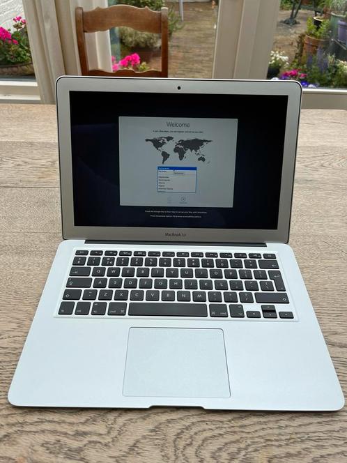 Apple MacBook Air 2012 13.3 8GB Intel Core i5 256GB