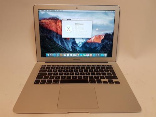 Apple Macbook Air 2012 13.3039039  in Doos  Nette Staat