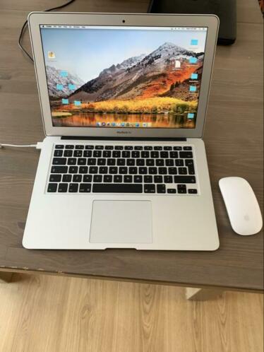 Apple MacBook air 2017 13,3 inch  magic mouse