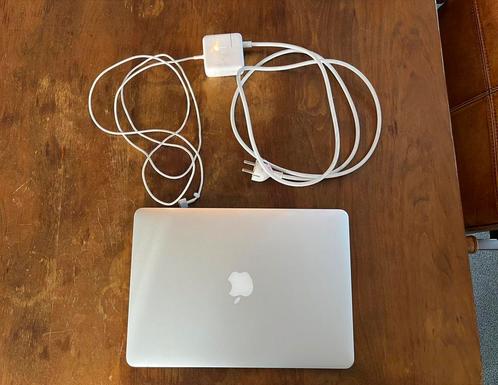 Apple MacBook Air  2017  Zilver  13,3 inch  8GB