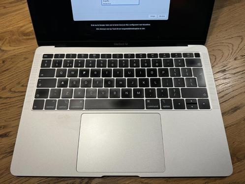 Apple MacBook Air 2018 13,3quot i5 1,6GHz, 128GB (Qwerty) (Zilv