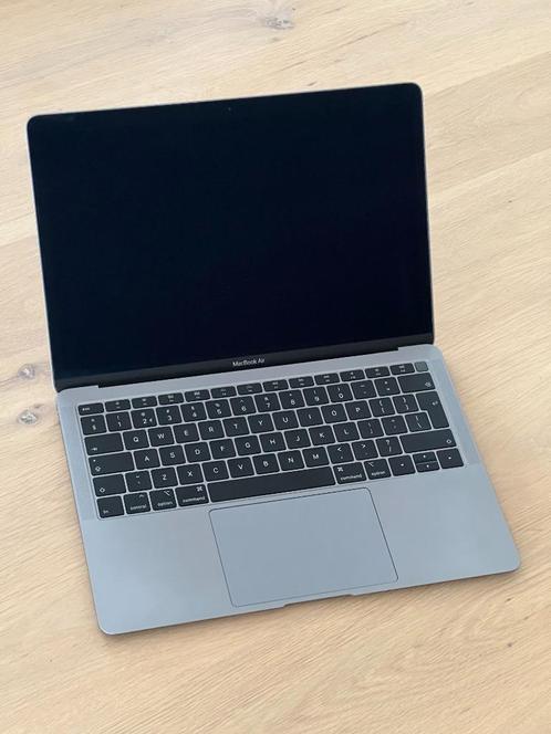 Apple Macbook Air 2018 Retina 13 inch (super nette staat)