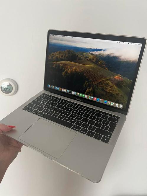 Apple MacBook Air (2019) 13.3 inch 128GB zilver