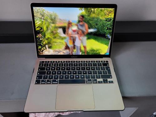 Apple MacBook Air 2020 i5 1,1GHz, 8GB, 512GB Goud (Qwerty) a