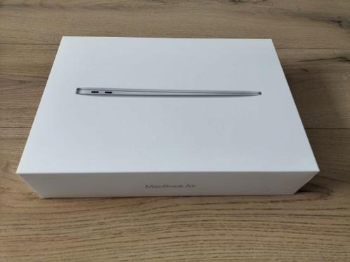 Apple MacBook Air 2020 silver (8GB RAM)