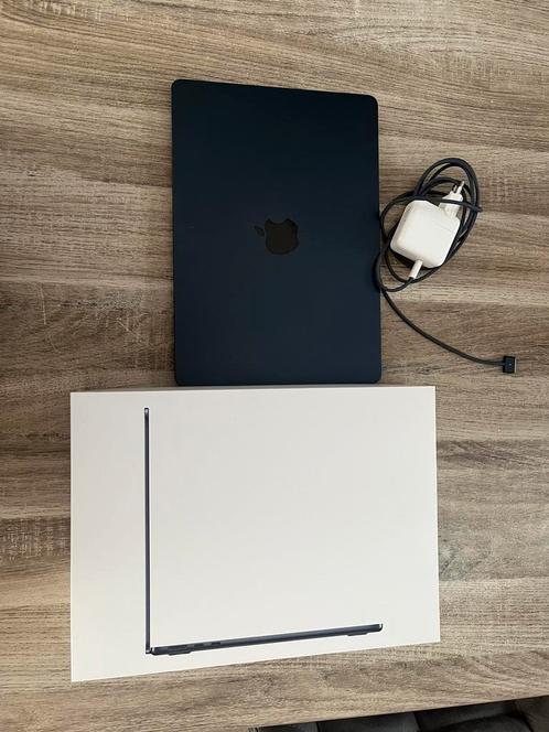 Apple Macbook Air (2022) 13.6 inch - Middernacht